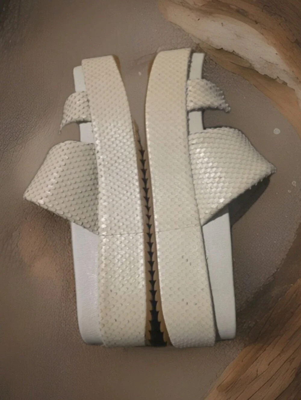 Pre-loved Matisse Leather Off White Snake Print Platform Sz 9